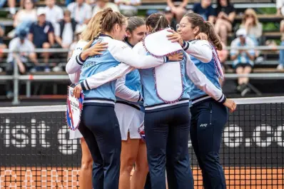 Argentina barrió a Eslovaquia y encaminó su clasificación en la Billie Jean King Cup