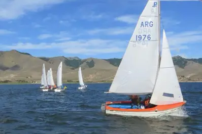 Un desafío entre montañas: el Campeonato Argentino de Vela en Altura llega al Dique La Angostura