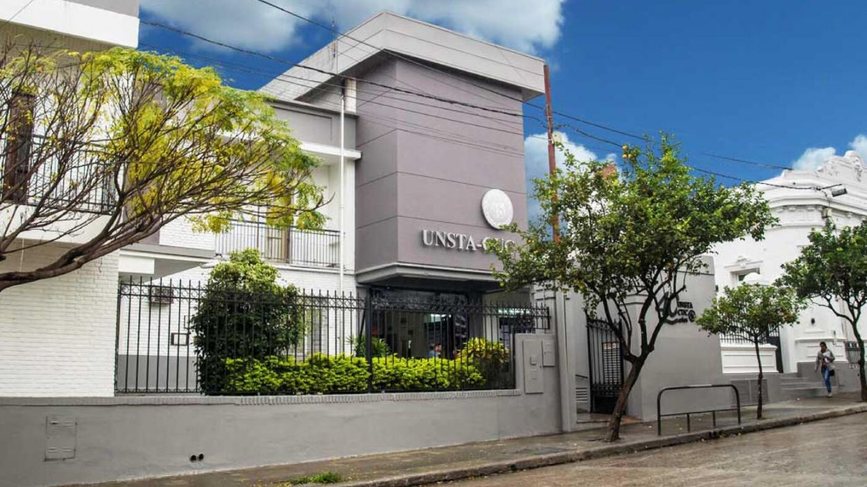 TAMBIÉN EN CONCEPCIÓN. La sede del sur de la Unsta está ubicada en Julio A. Roca 37.