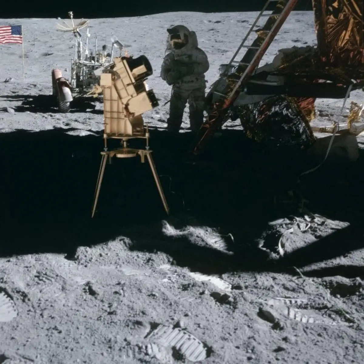 Una mirada al universo: telescopios en la Luna