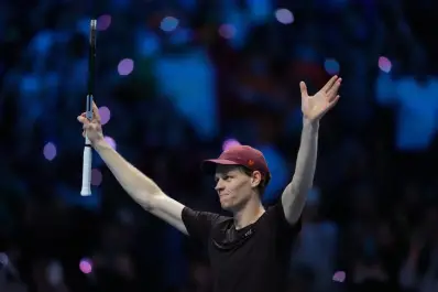 Jannik Sinner volvió a derrotar a Carlos Alcaraz y es bicampeón del ATP Finals