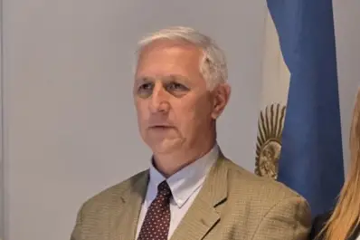 Jantus advierte que el edificio del Concejo de Yerba Buena es insuficiente