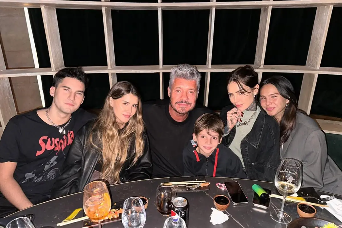 Tinelli ya había declarado que trabajaría por la unión de su familia.