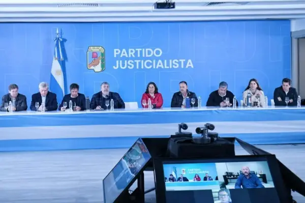 En medio de las internas, el PJ nacional busca unificar una estrategia para enfrentar las reformas de Milei