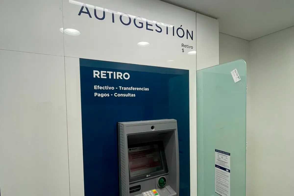 Banco Macro suma un nuevo cajero automático en la localidad de Lastenia