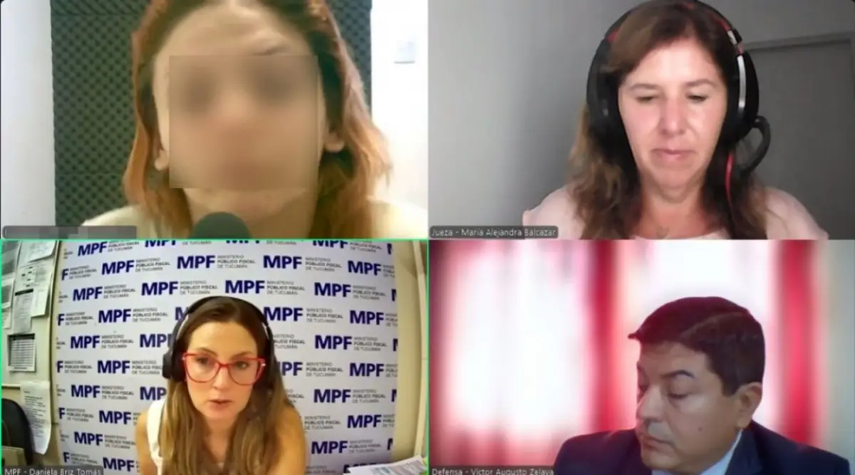 VENTA. Los delincuentes habrían ofertado los certificados por Facebook