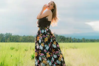 Cecilia González Mestre presenta la segunda parte de su colección “El Jardín”: una oda a la fauna y flora tucumana