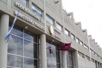 Escándalo en un jardín maternal de Salta: acusan a una maestra de golpear a siete niños de dos años