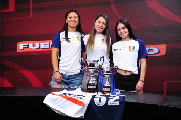 “Nos llevó al límite en lo mental”: la pretemporada, las confesiones y la serie que consagró a Natación en el hockey