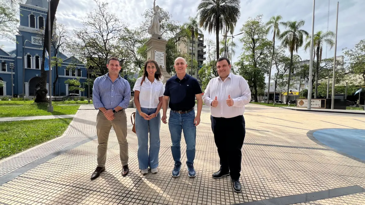 Alejandro Molinuevo recibió a los diputados de LLA y destacó el liderazgo de Lisandro Catalán