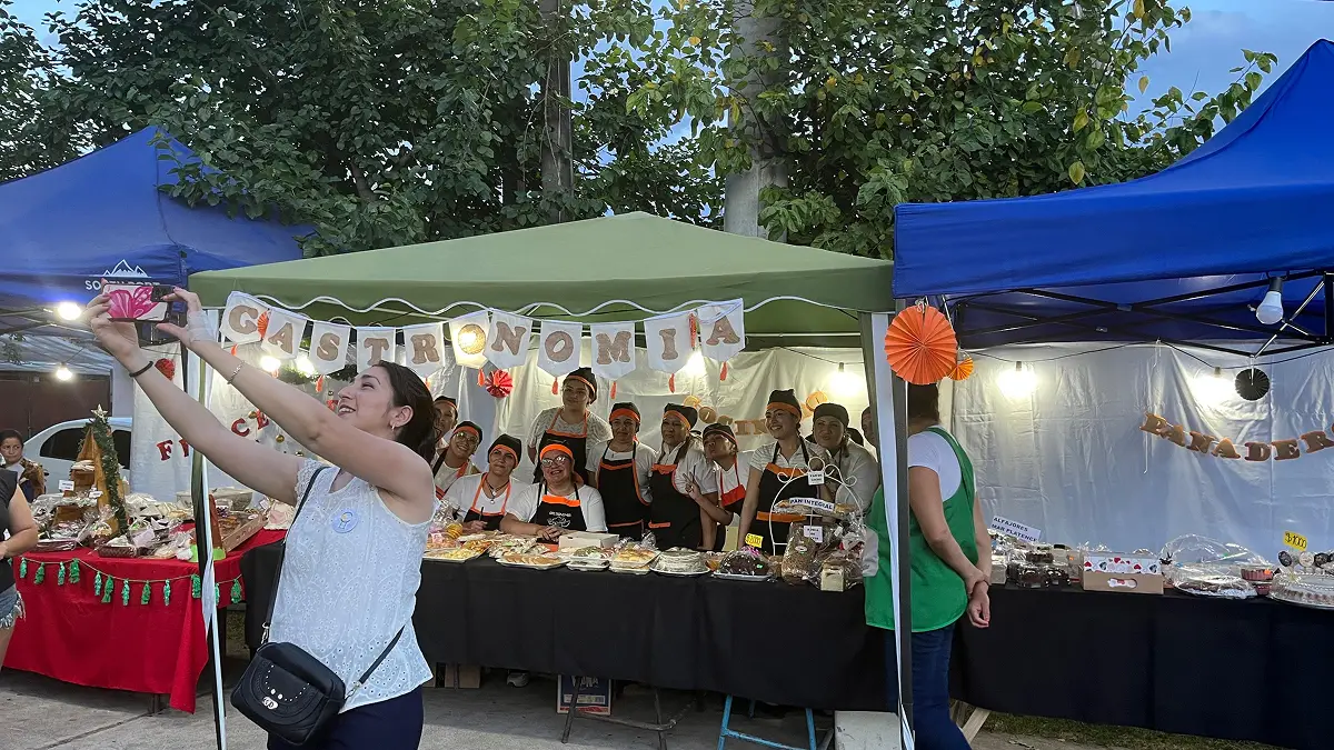 MUESTRA ANUAL. El evento presentó trabajos y proyectos finalizados de alumnos.