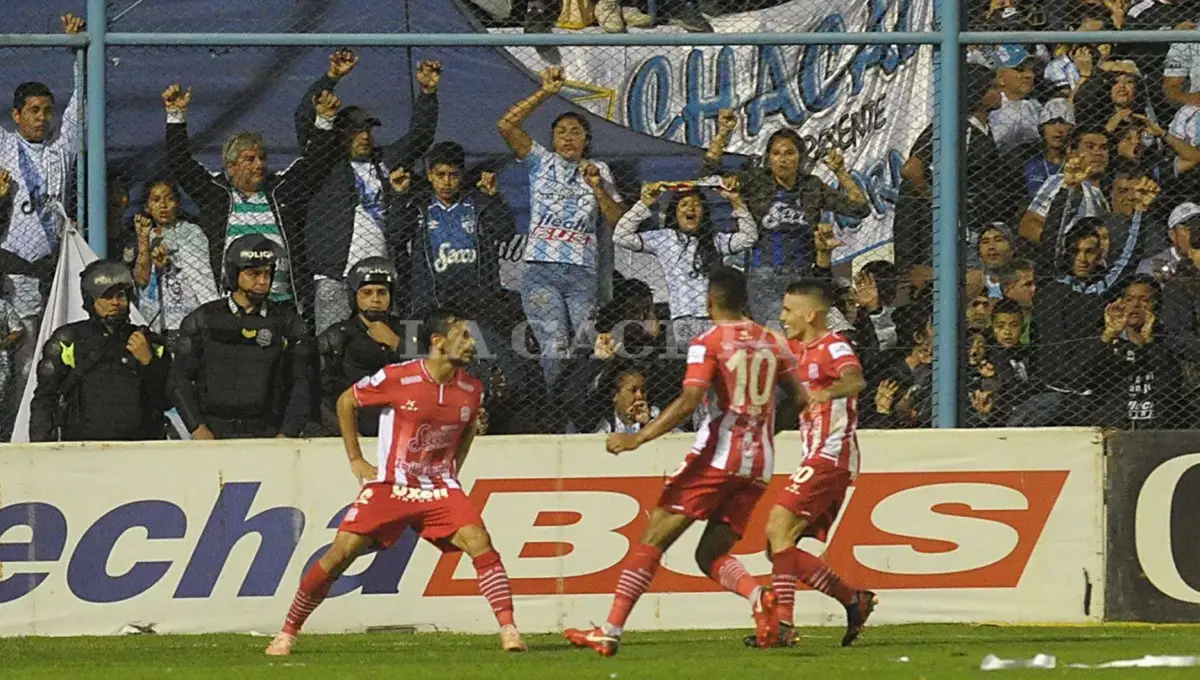 RECUERDO. El 1 de diciembre de 2018 Tino Costa silenció el Monumental al marcar el 3-2 con el que San Martín venció a Atlético en la Superliga.