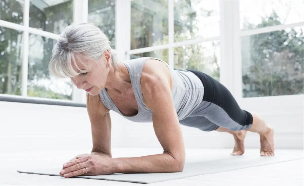 ¿Cuánto ejercicio se debe hacer a la semana después de los 40?