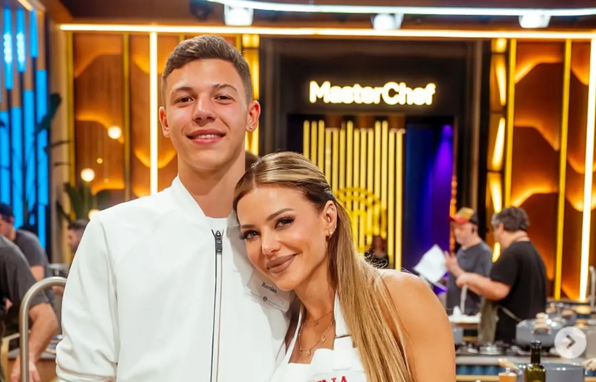 Apenas apareció en cámara, el hijo mayor de Martín Demichelis y Evangelina Anderson se convirtó en tedencia en las redes sociales.