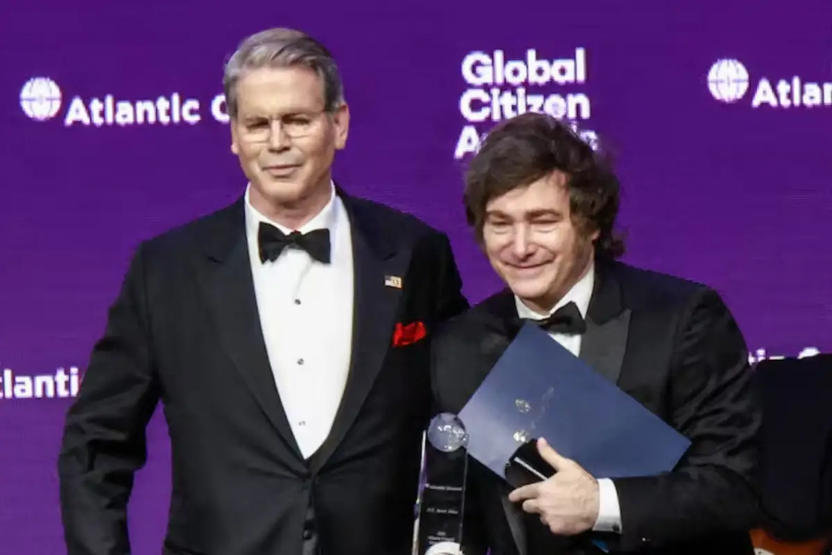 Scott Bessent (Tesoro de EEUU) y Javier Milei.