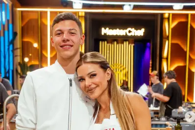 Bastian Demichelis, el hijo mayor de Evangelina Anderson, expuso a su madre en Masterchef