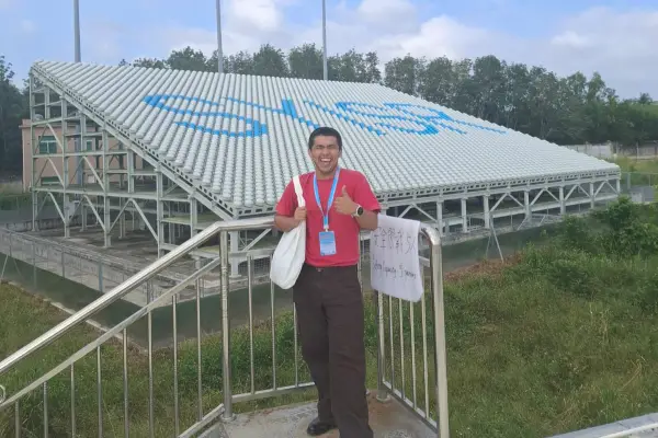 Un joven físico de Aguilares volvió de China con el sueño de enseñar asignaturas nuevas en la UNT