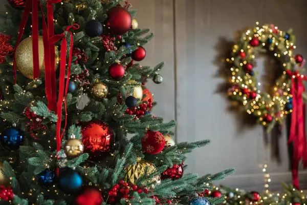 No es el 8 de diciembre: cuándo se arma el arbolito de Navidad, según la tradición