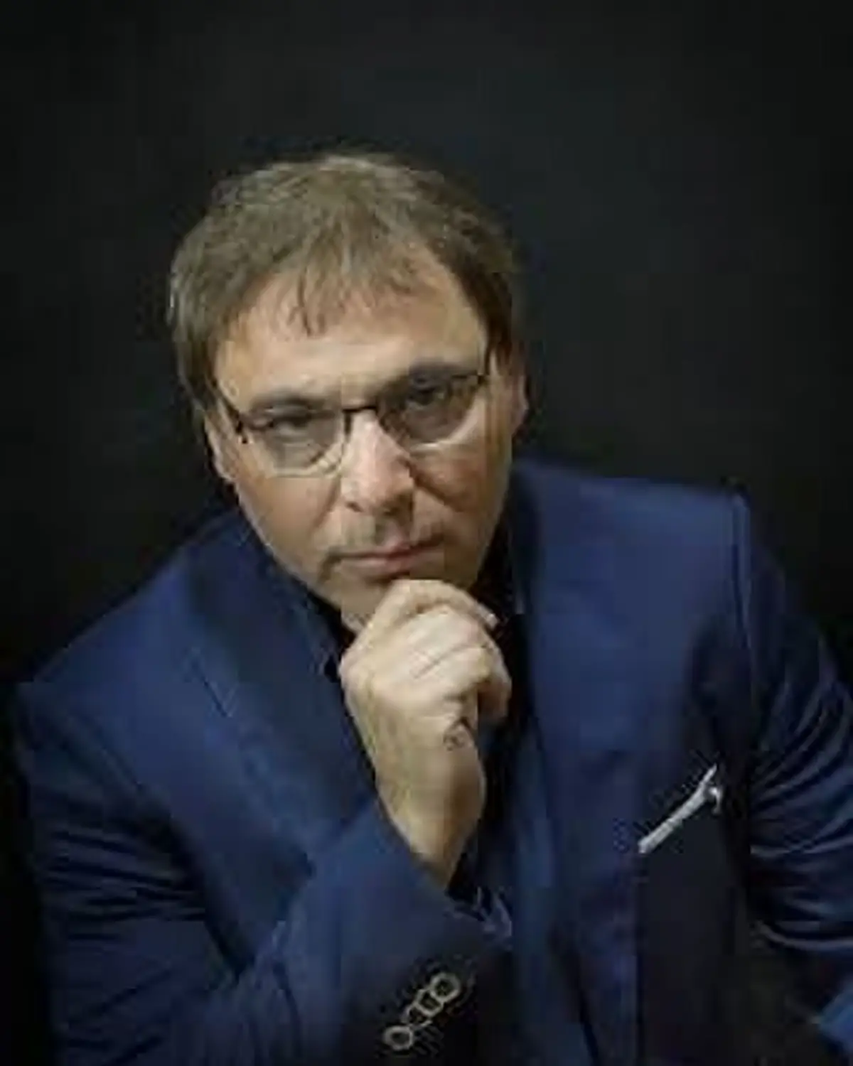 “Palabra plena”: tres funciones de Gabriel Rolón en el Mercedes Sosaa