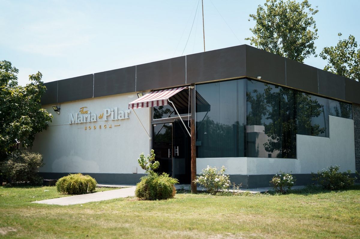 BODEGA. Finca María del Pilar se ubica en Beltrán, a unos 40 minutos de la capital santiagueña.