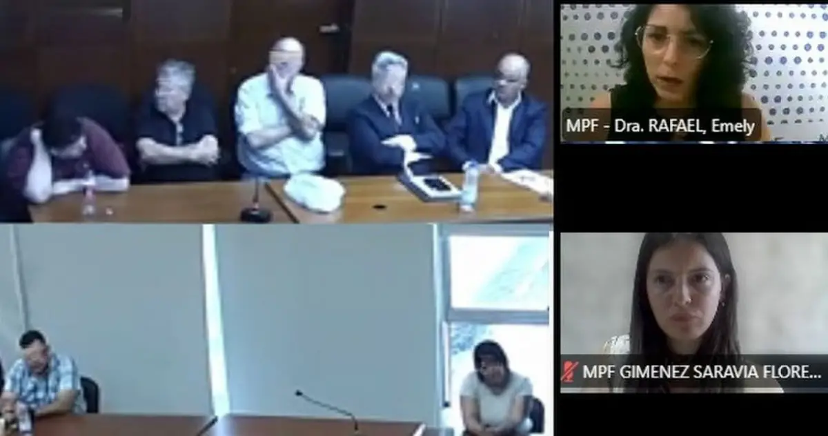 AUDIENCIA. La auxiliar de fiscal Emely Rafael expuso la acusación.