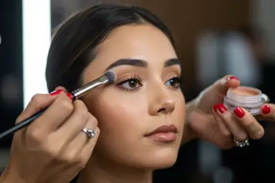 La psicología del maquillaje explica cómo verse más joven y proyectar confianza