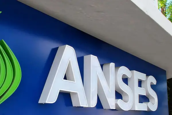 Quiénes recibirán el bono de $300.000 que pagará Anses antes de fin de mes