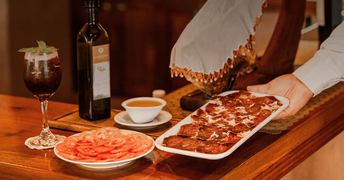 En Cerdo Negro (Salta) producen jamón ibérico al estilo España