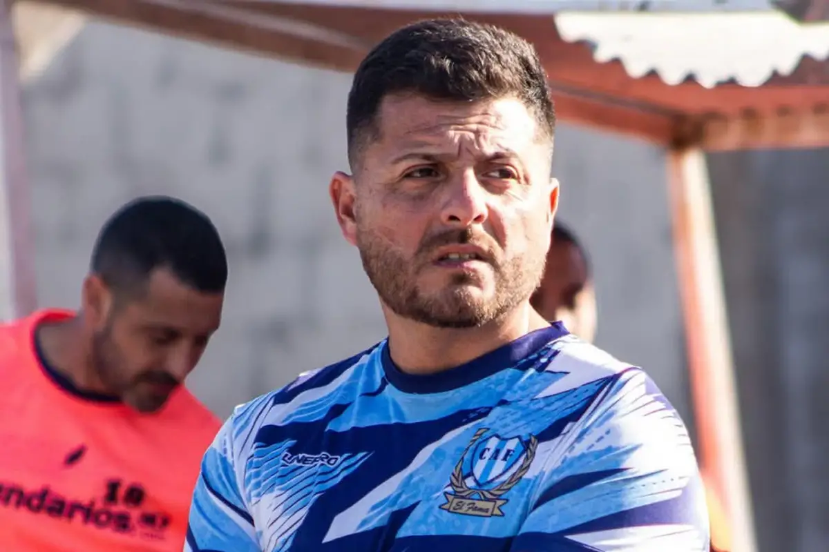 DE FRENTE. Luna respaldó lo que hicieron sus jugadores y explicó que alguien tenía que inmolarse. 