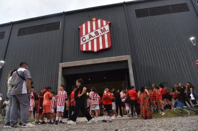 Un broche de oro: San Martín inauguró su microestadio y le dio vida a una jornada histórica