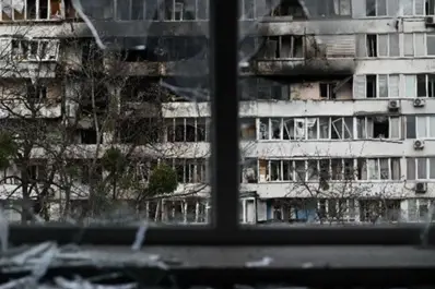 Ucrania y Rusia intercambian ataques, mientras los negociadores apuran un acuerdo