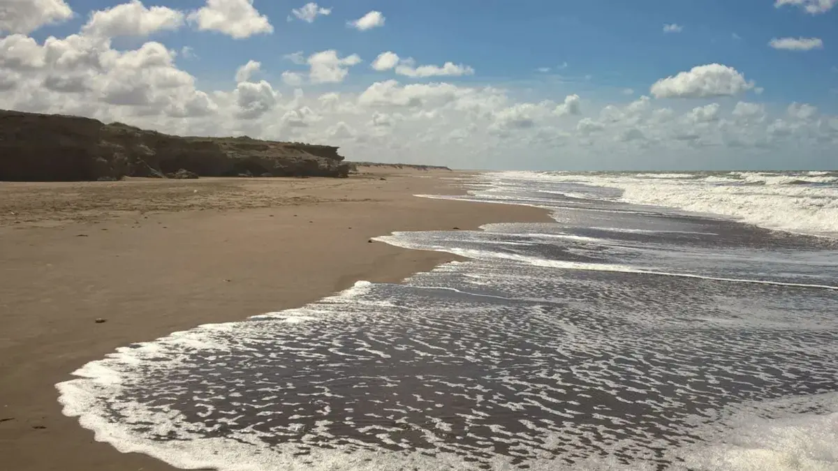 Las cinco mejores playas argentinas para veranear en 2026, según la Inteligenia Artificial