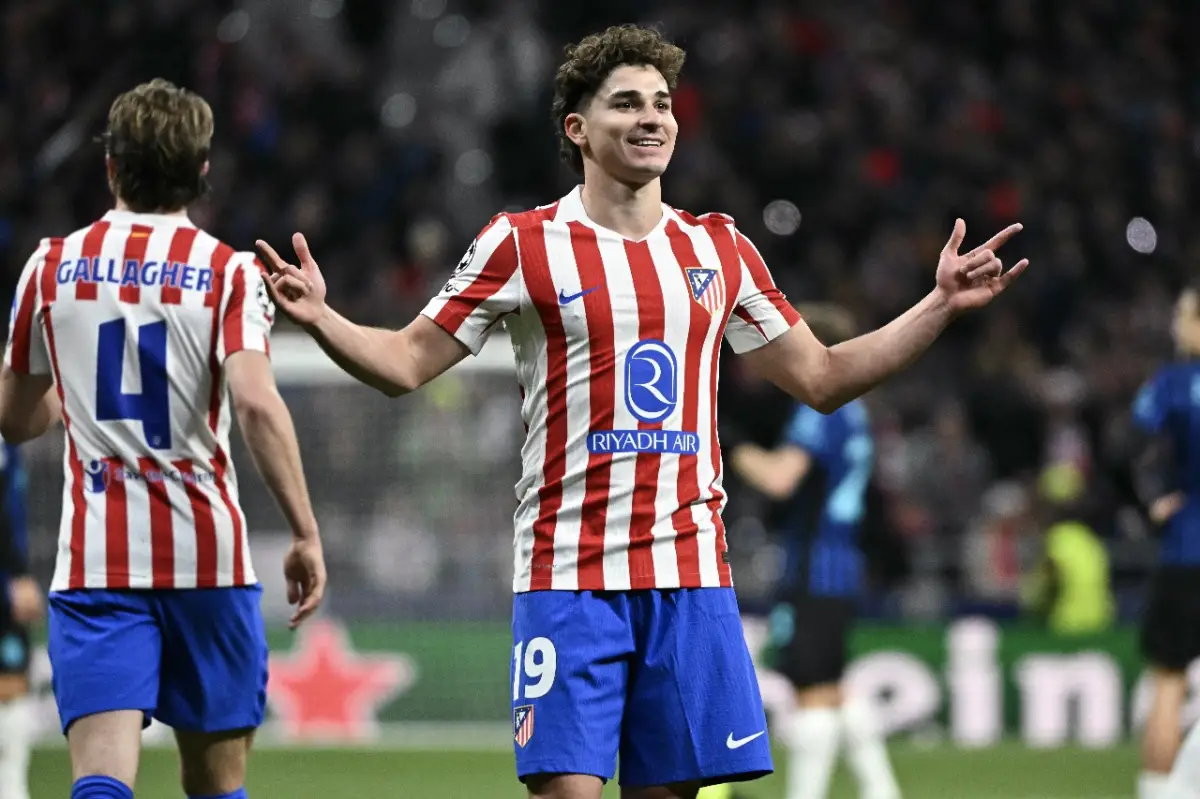 FIGURA. Julián Álvarez convirtió un gol y volvió a ser pieza clave en el equipo de Diego Simeone.