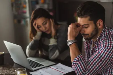 ¿Te pueden embargar el sueldo distintas entidades al mismo tiempo si tenés varias deudas? Qué dice la ley en Argentina