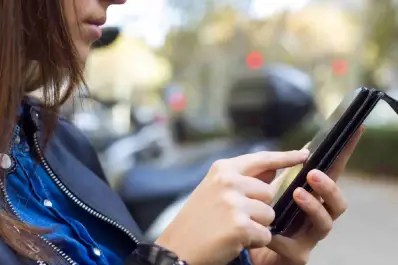 ¿Te pueden quitar el número de celular si no pagás la deuda con la compañía de telefonía?