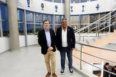 Fondos viales para un edificio de la AFA: así se habría financiado la obra inaugurada por Zamora y Tapia