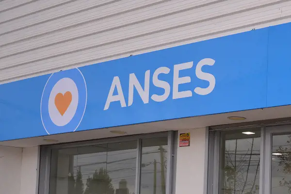 Anses: ¿cuándo cobran los jubilados y pensionados en diciembre 2025?
