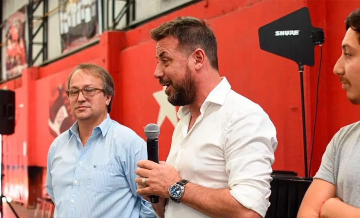 San Lorenzo cambia de manos: la oposición encabezará la comisión transitoria