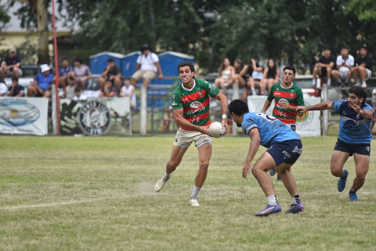 BUEN RENDIMIENTO. Molinuevo anotó un try y fue el encargado de patear las conversiones durante la final de Oro.