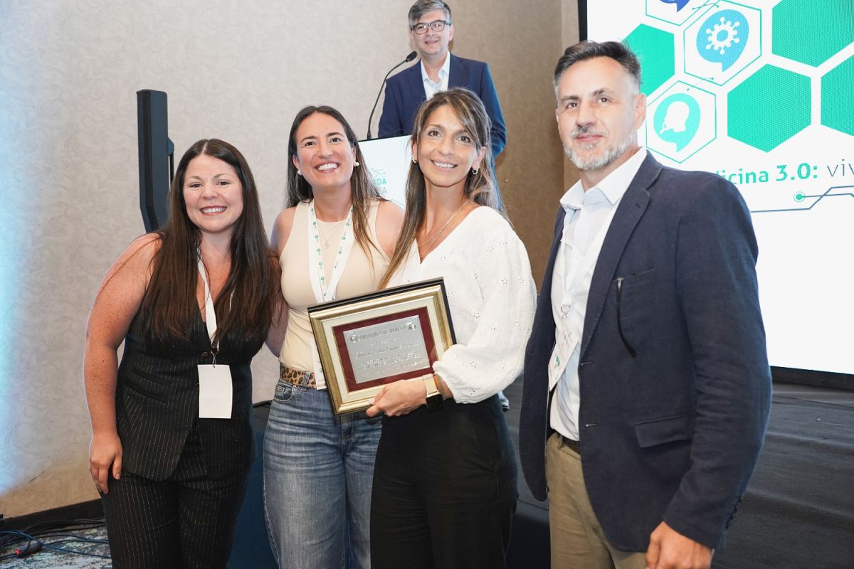 Celia Gómez Gentili reconocida por el premio Performance 2025.  