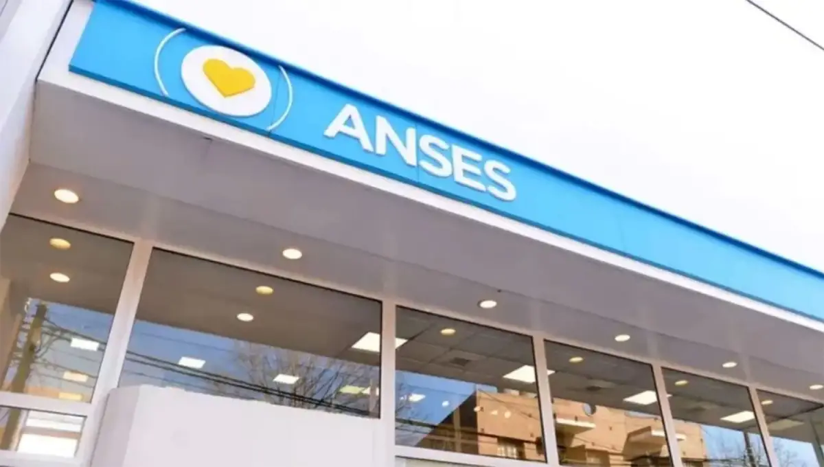 SUBA. El Gobierno además otorgó un incremento para jubilados, pensionados y beneficiarios de ayudas sociales.