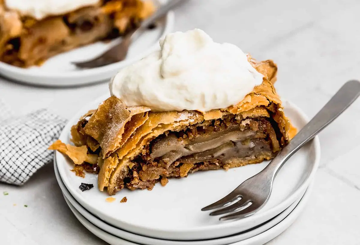 El chai le aporta un sabor original y más especiado que el strudel clásico.