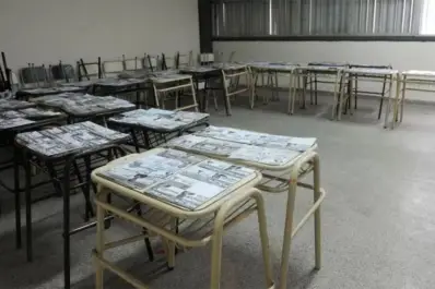 Reforma política light: las papeletas abundarán, otra vez, en un cuarto oscuro bien tucumano