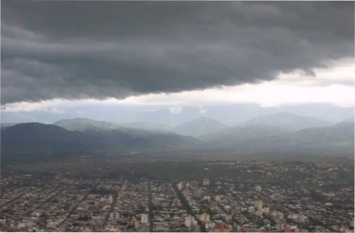 Las tormentas sorprenderían a Salta y a Jujuy este miércoles.