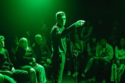 Comentario sobre la obra “Vi en el tumulto u n deseo parecido”