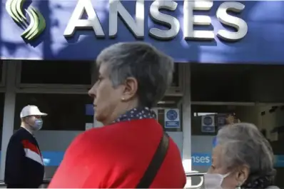 Calendario de Anses: cuándo cobran los jubilados y cuáles son las fechas de pago del aguinaldo