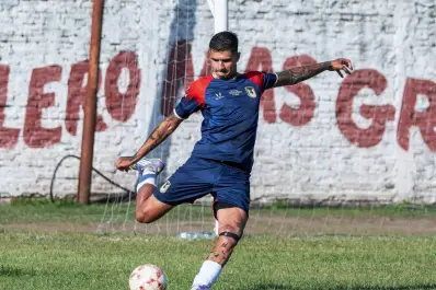 Fue una promesa del fútbol tucumano, cayó preso y hoy empuja el sueño de Tucumán Central