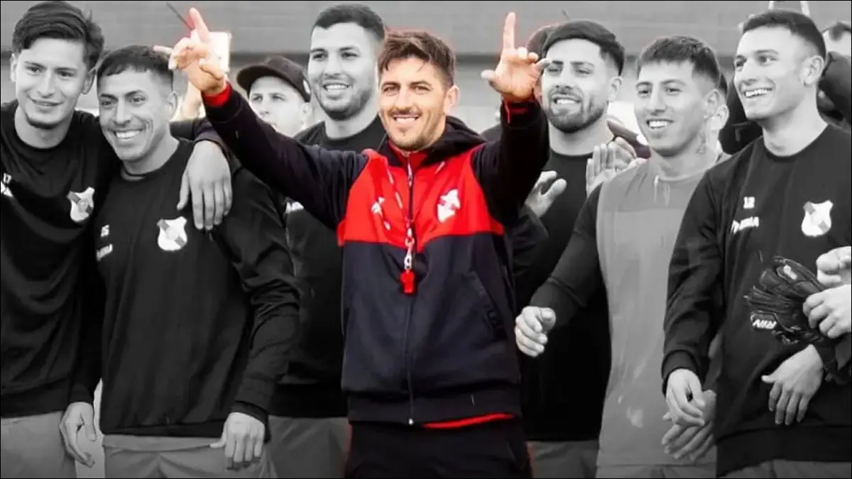 TRISTEZA. Santiago Fredes, símbolo de Luján, murió a los 35 años tras un deterioro súbito de salud que conmocionó al ascenso.