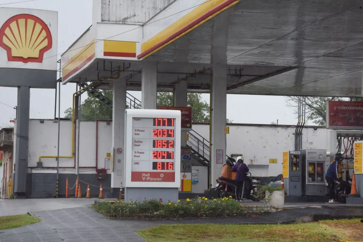 Las petroleras aplican los reajustes y se espera otro impacto por los impuestos.