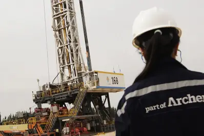 YPF y DLS firman contrato récord y suman siete equipos de última generación a Vaca Muerta